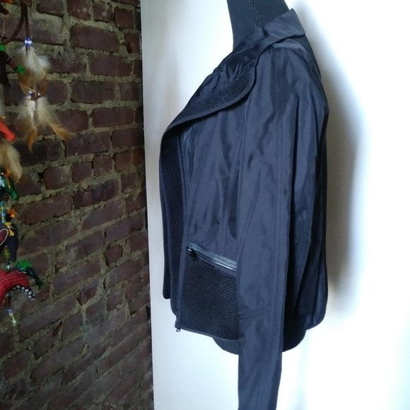 Demoo Parkchoonmoo Windbreaker Zip Up Jacket with Mesh Panels - Picture 5 of 7